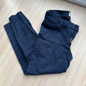 OLD NAVY pixie dark blue pants - size 4 regular. Great for work, casual